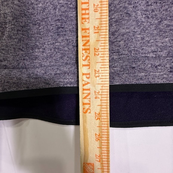 Nike Dri-Fit Purple Athletic Hoodie Pullover Sport Sweatshirt Women's Size S - Picture 4 of 6